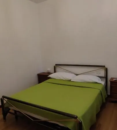 The Caponi Bros Bed and Breakfast 2*