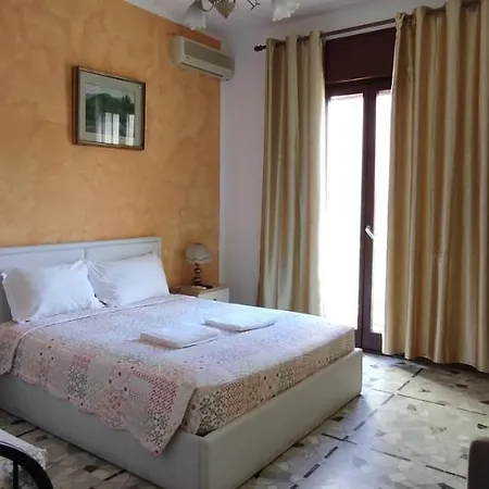 Bed and Breakfast The Caponi Bros Μέστρε