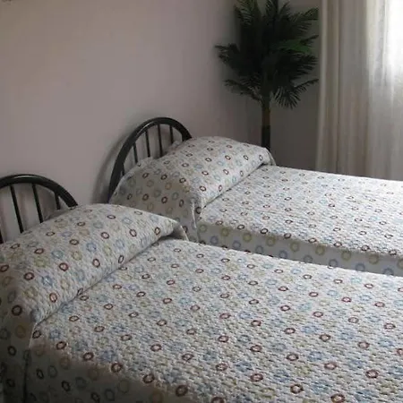 The Caponi Bros Bed and Breakfast 2*